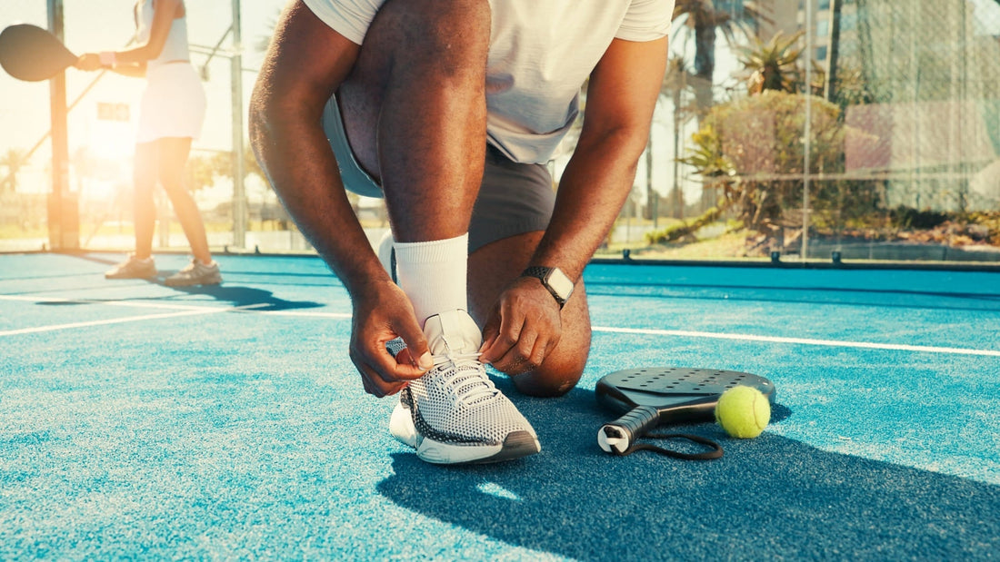 Cómo elegir tus zapatillas de pádel: guía para acertar con tu calzado