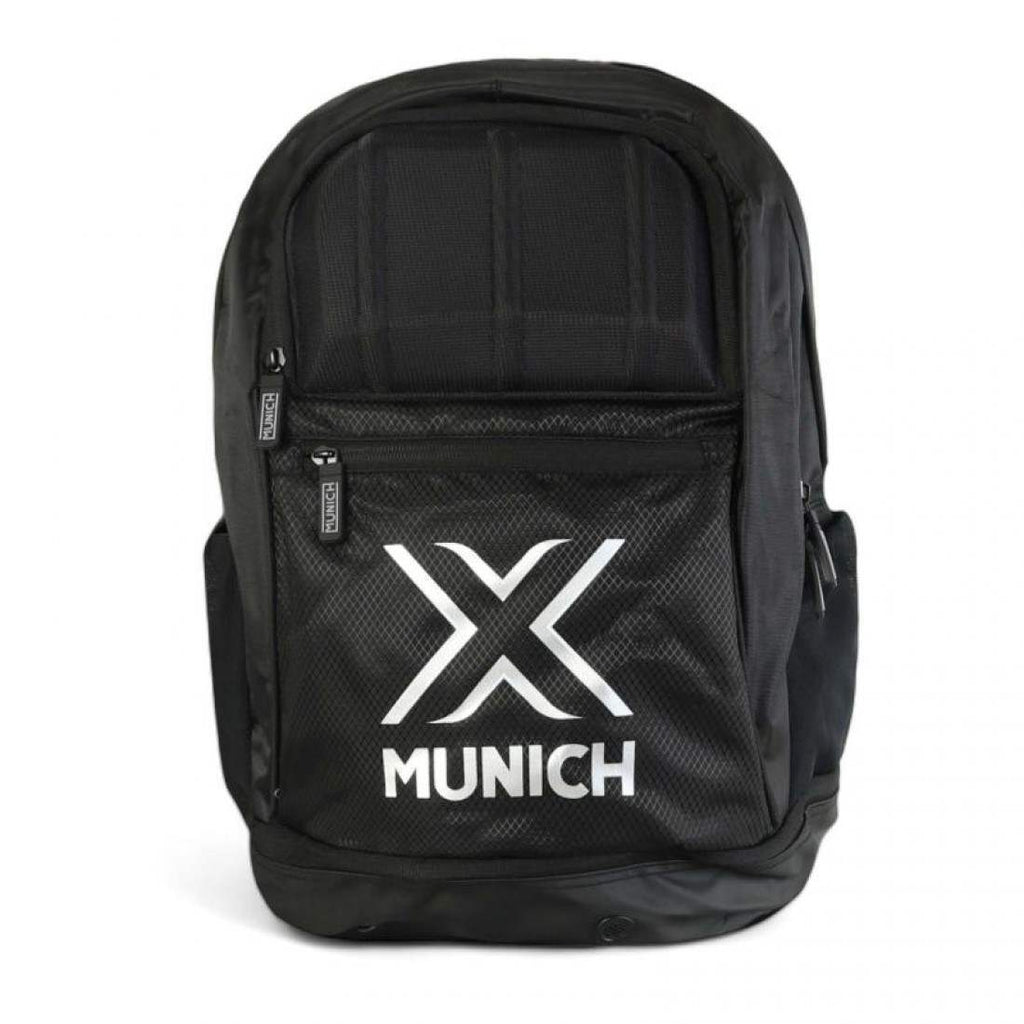 mochila-munich-basic-negro-plata-1100&#215;1100