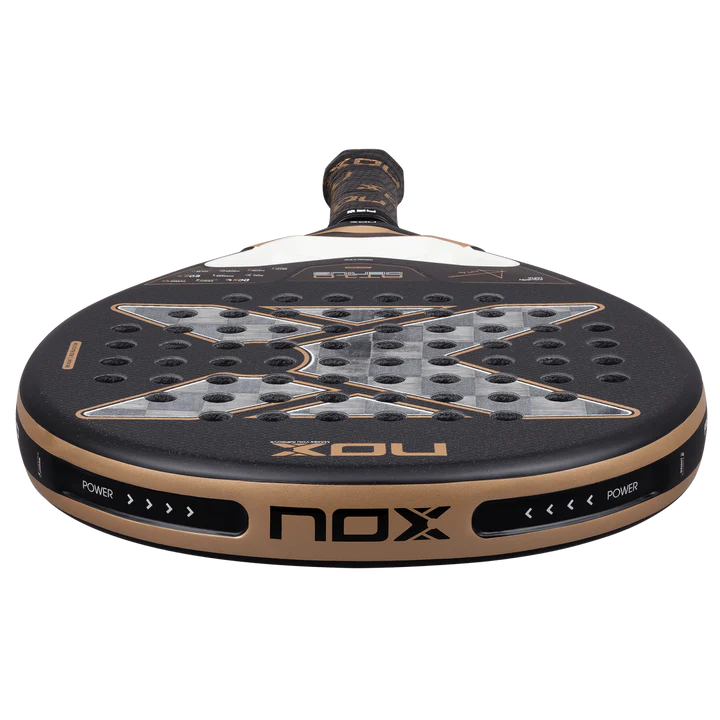 Pala NOX AT10 Genius 18K Alum. 2026 by Agustín Tapia