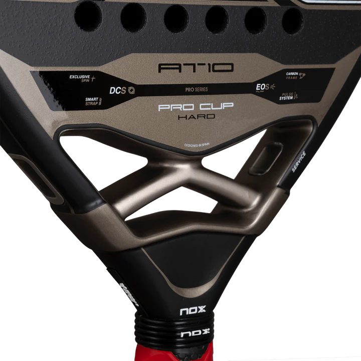 Pala NOX AT10 Pro Cup Hard by Agustin Tapia 2026