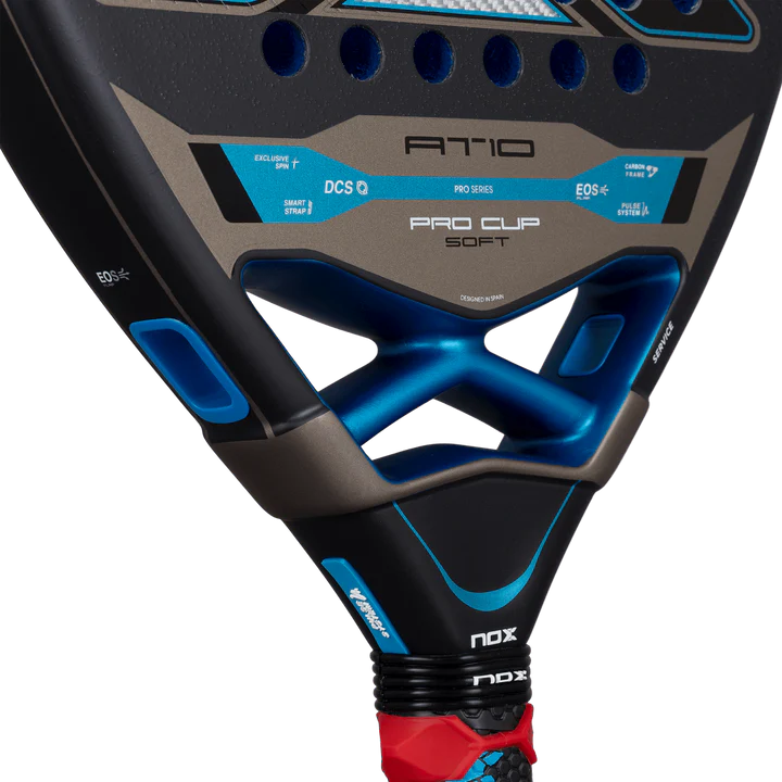 Pala NOX AT10 Pro Cup Soft 2026